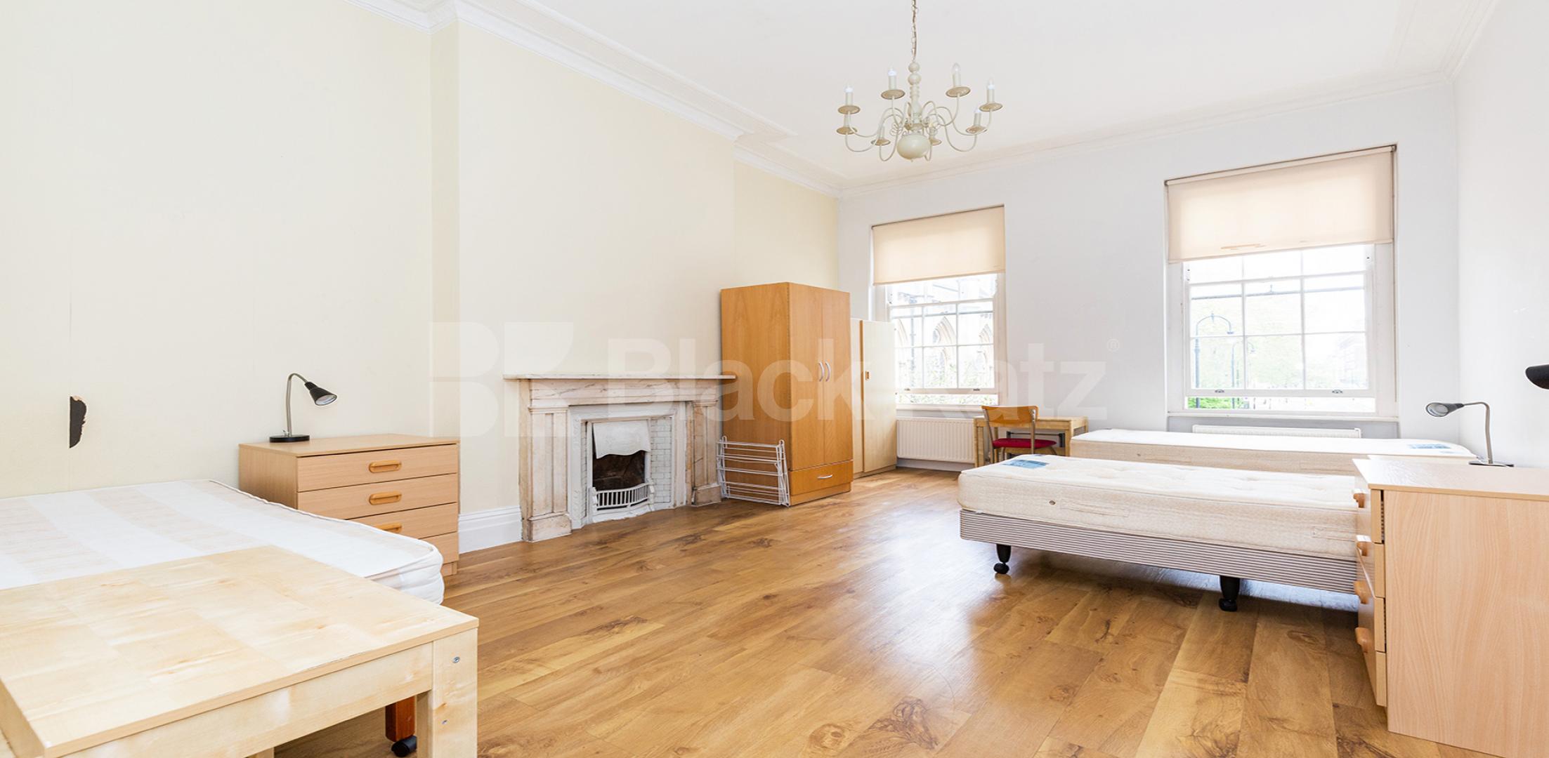 			MINS TO UCL, SOAS & LSE, 4 Bedroom, 1 bath, 1 reception Flat			 Byng Place, RUSSELL SQUARE